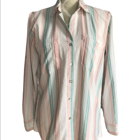 Just Living Tops - ✨5/$25✨ Just Living Cotton Blend Button Down Shirt Size Medium